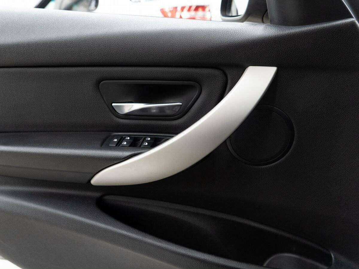 Купить BMW 3 серии с пробегом. Фото: #14