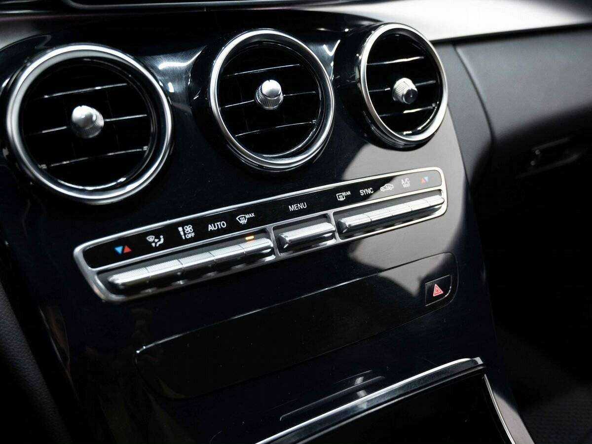 Купить Mercedes-Benz C-Класс с пробегом. Фото: #21