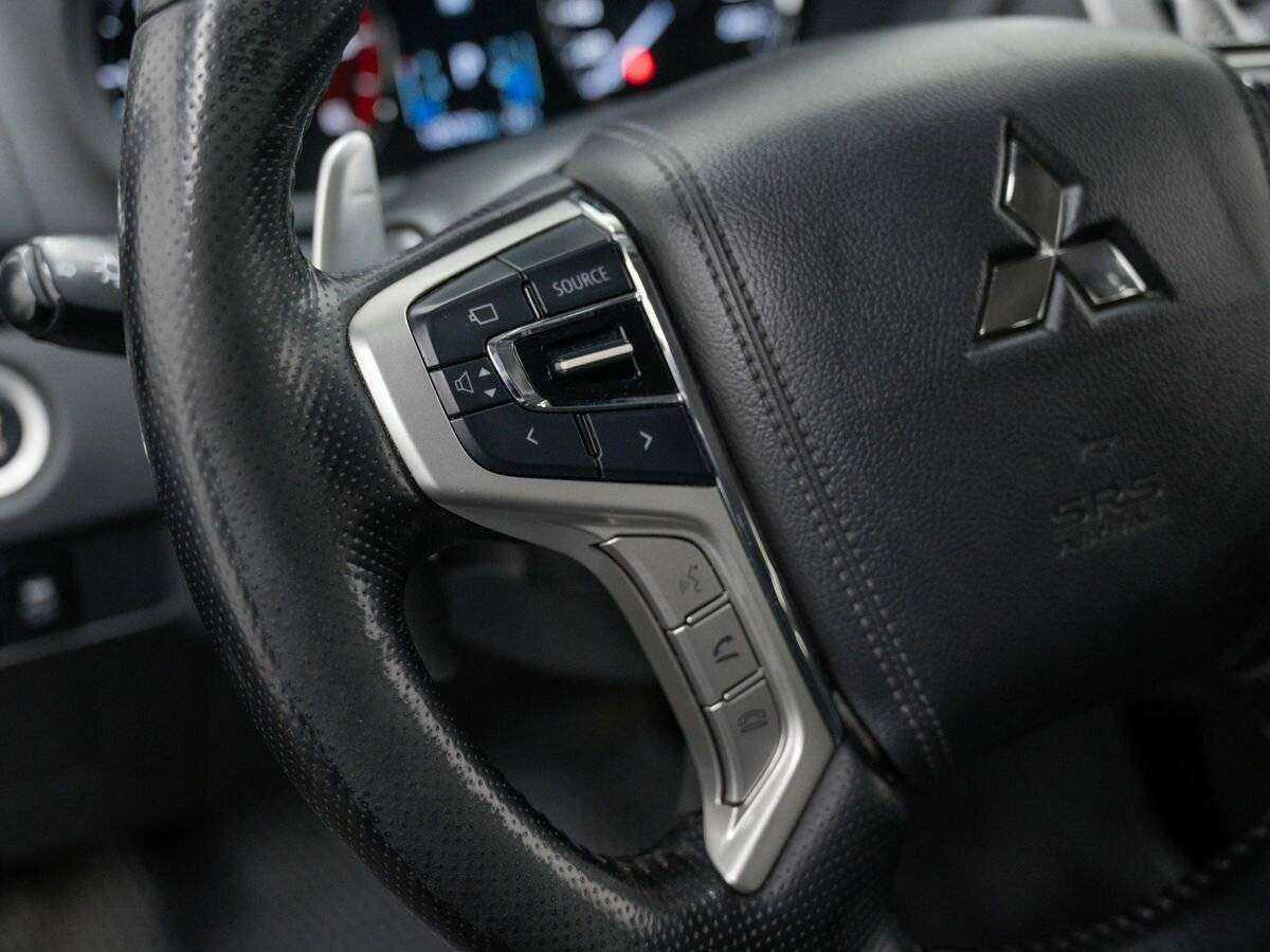 Купить Mitsubishi Pajero Sport с пробегом. Фото: #13