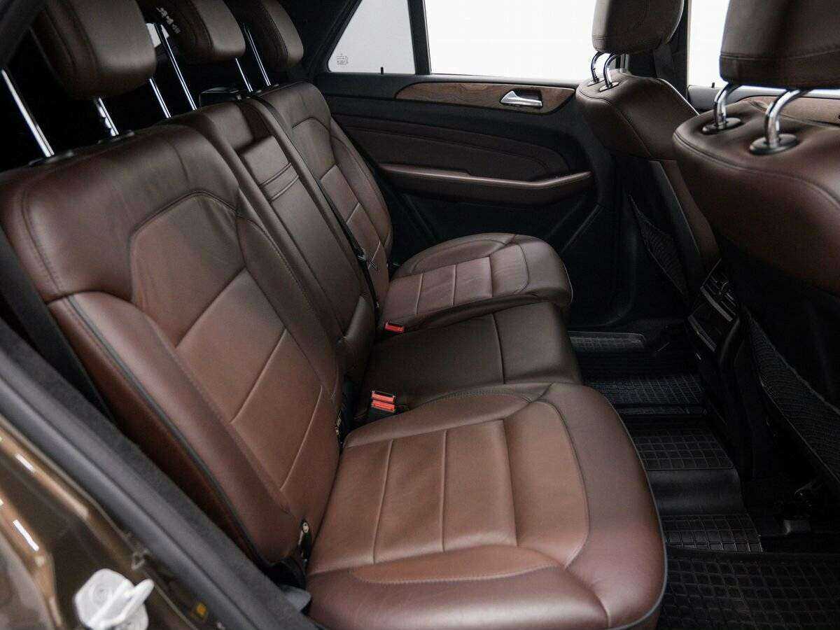 Купить Mercedes-Benz M-Класс с пробегом. Фото: #8