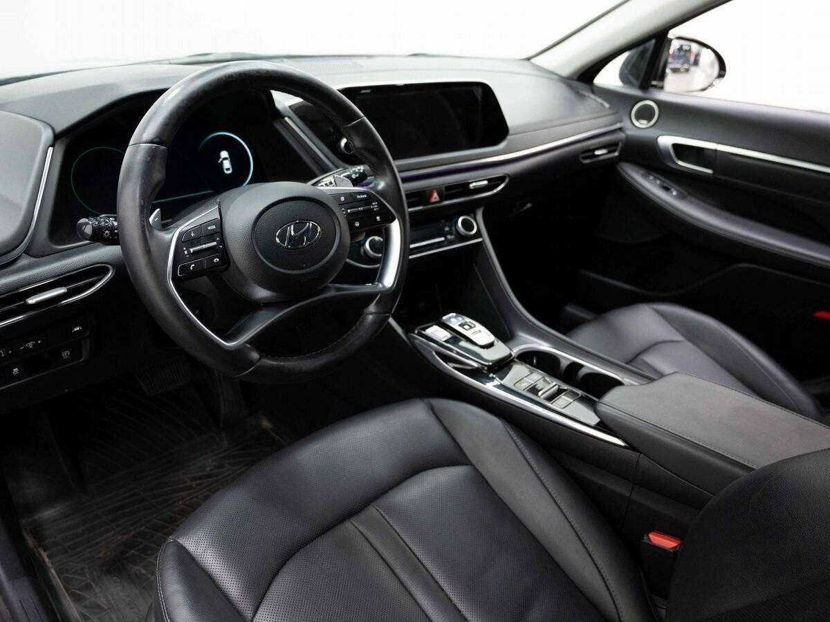 Купить Hyundai Sonata с пробегом. Фото: #6