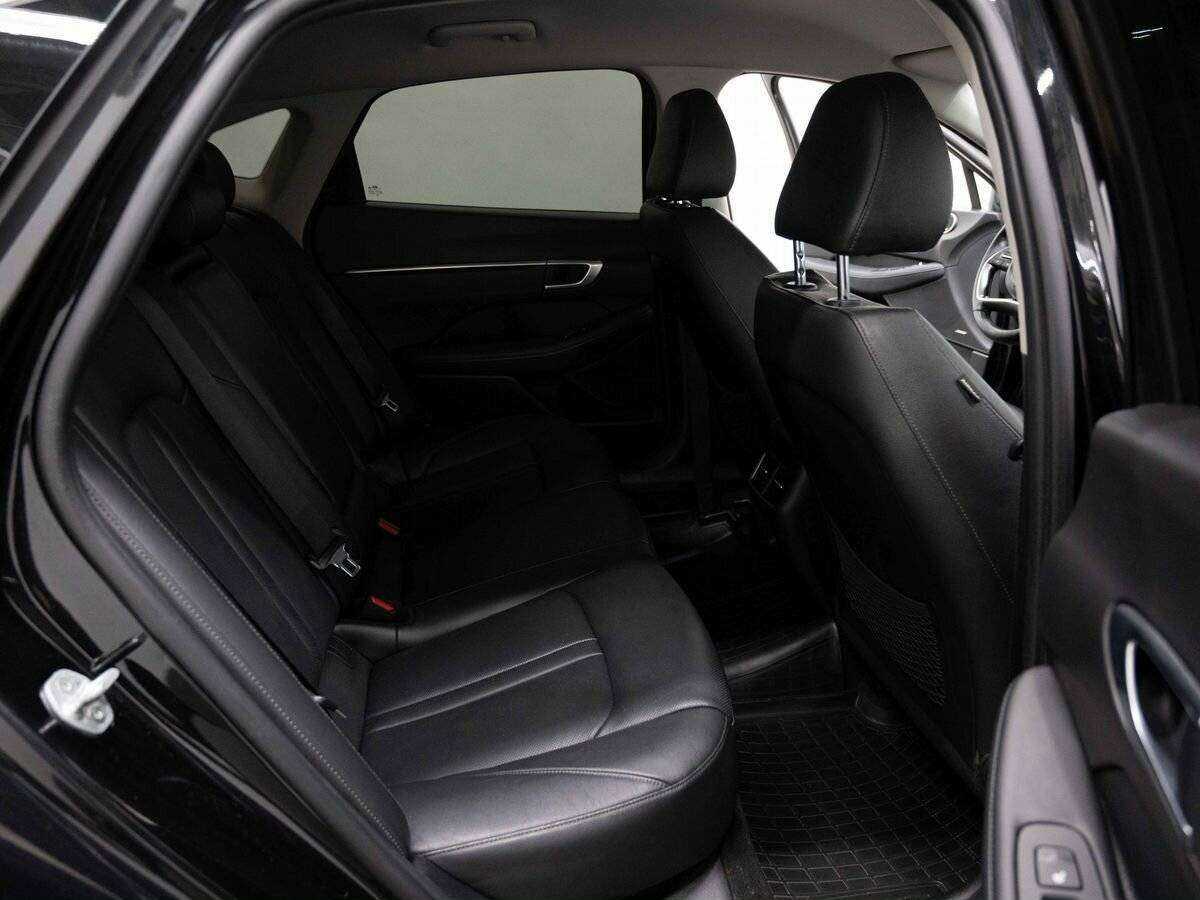 Купить Hyundai Sonata с пробегом. Фото: #8