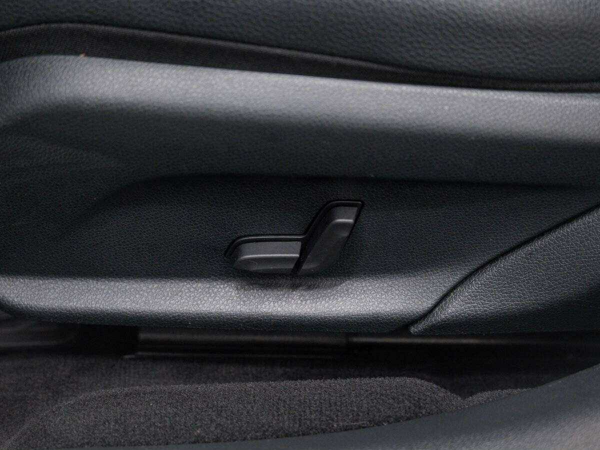 Купить Mercedes-Benz E-Класс с пробегом. Фото: #19