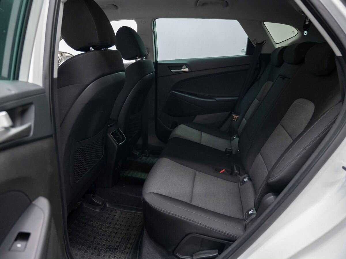 Купить Hyundai Tucson с пробегом. Фото: #10