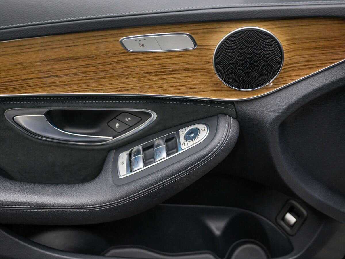 Купить Mercedes-Benz C-Класс с пробегом. Фото: #15