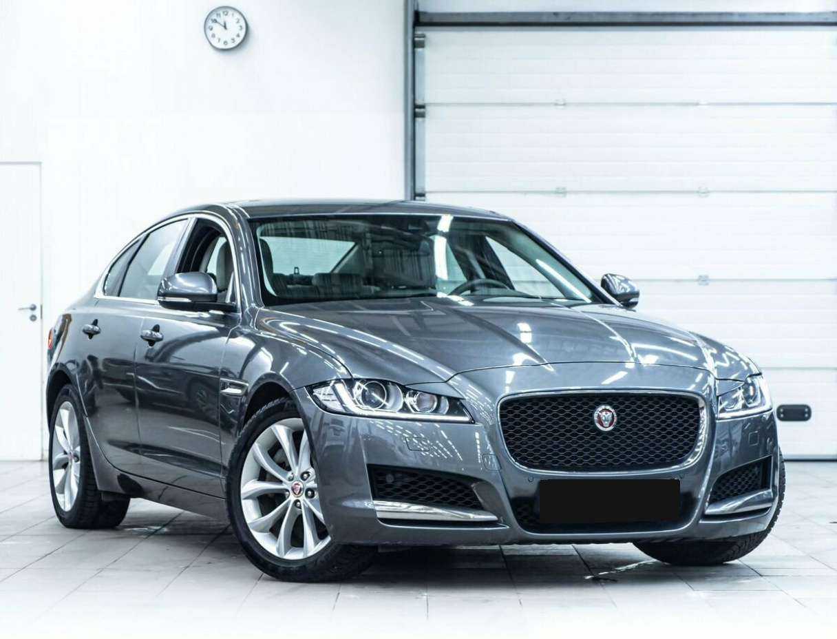 Купить Jaguar XF с пробегом. Фото: #1