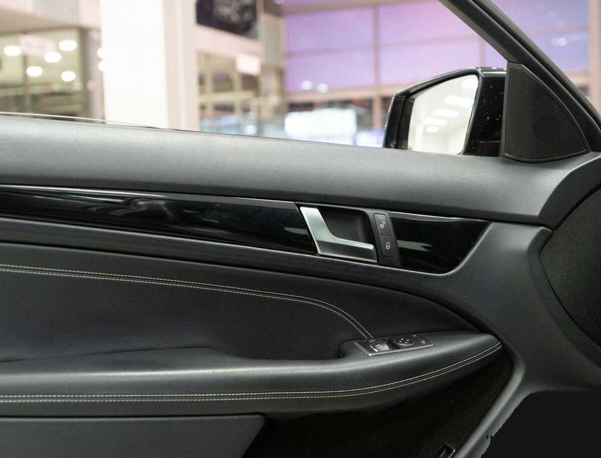 Купить Mercedes-Benz C-Класс с пробегом. Фото: #14