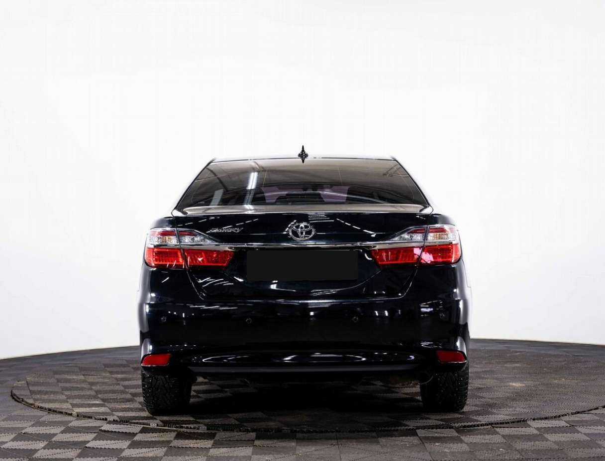 Купить Toyota Camry с пробегом. Фото: #4