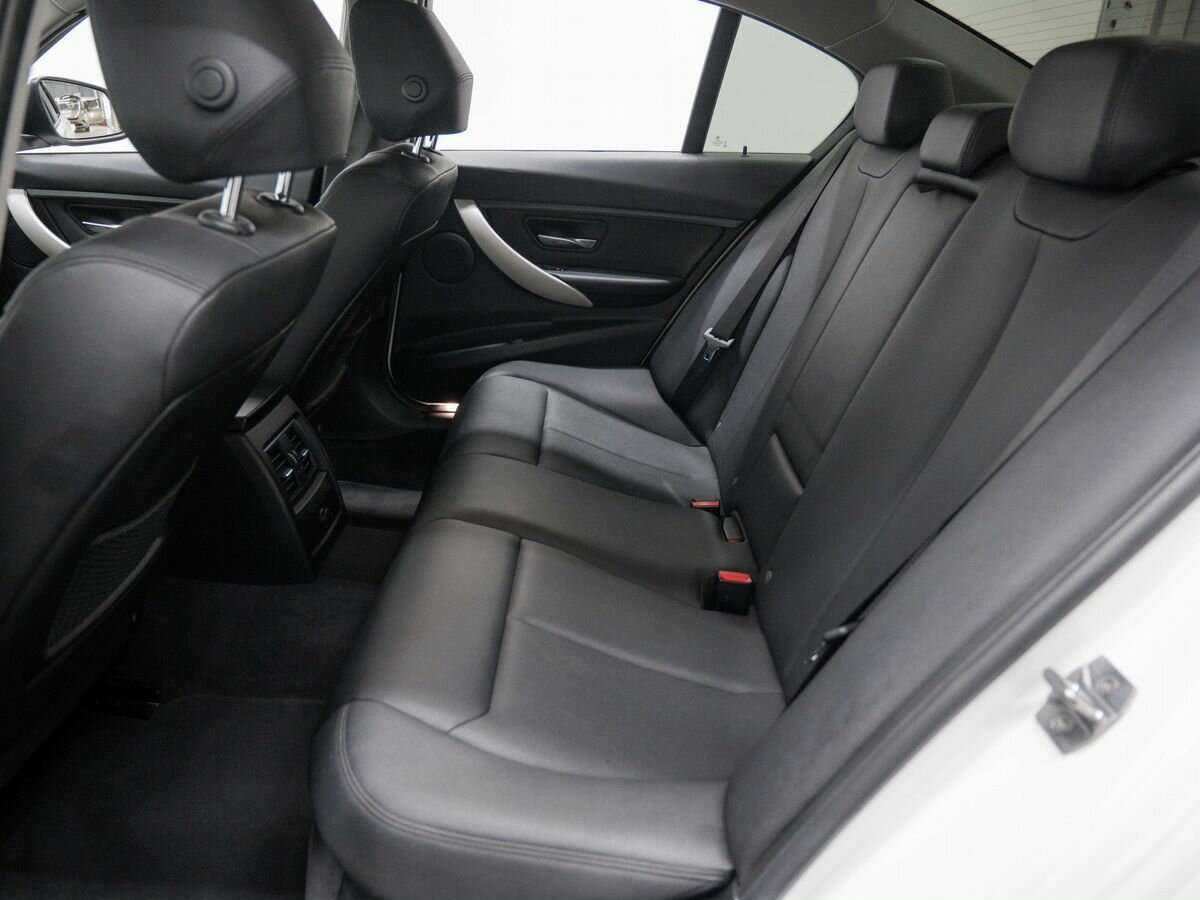 Купить BMW 3 серии с пробегом. Фото: #11