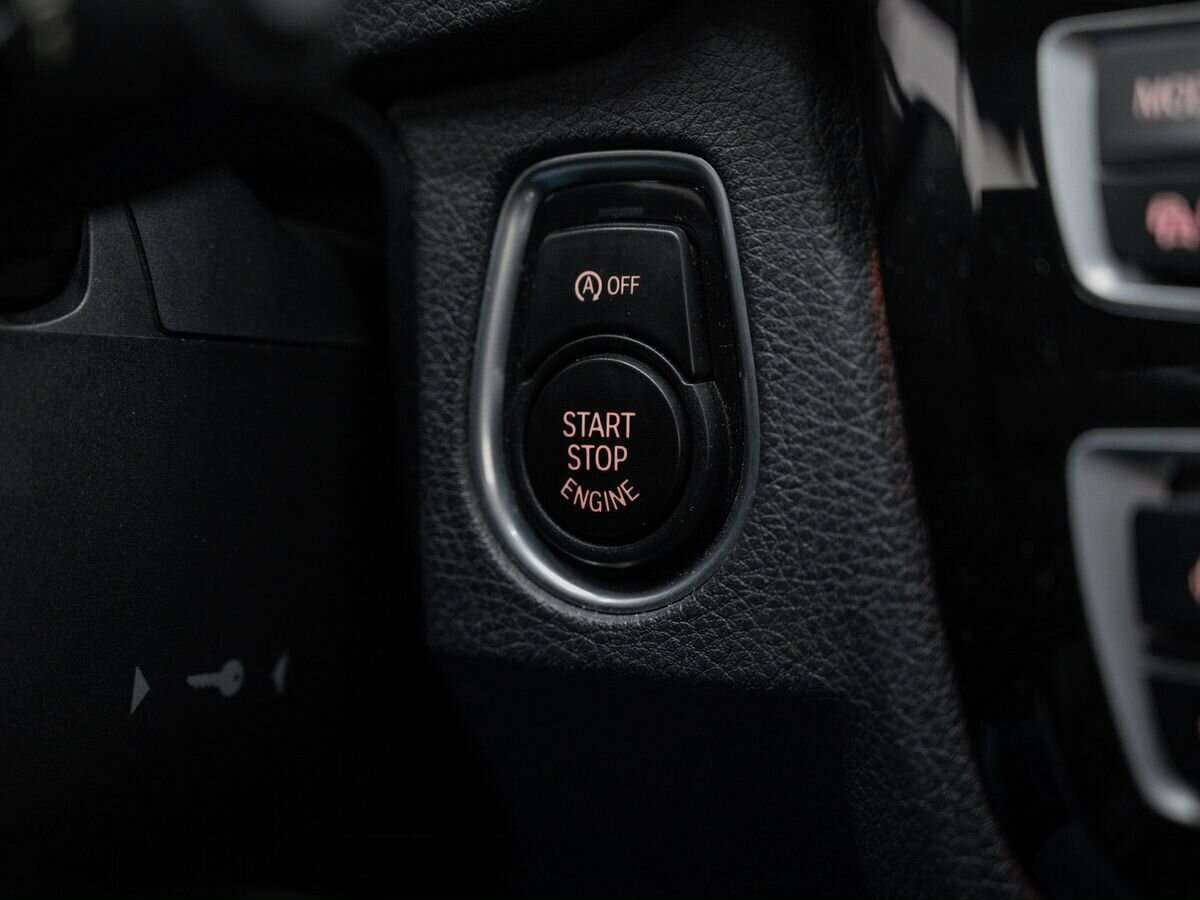 Купить BMW 3 серии с пробегом. Фото: #21