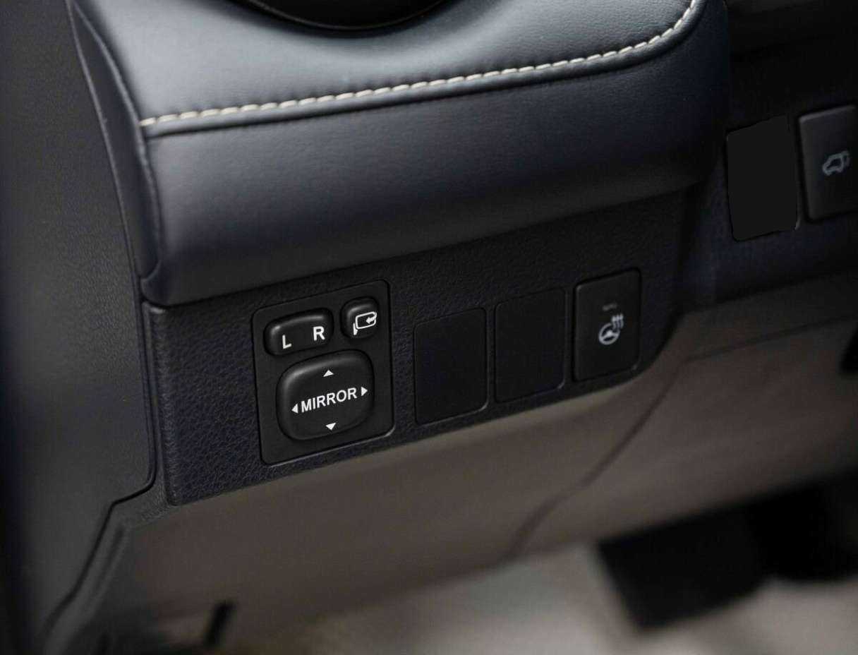 Купить Toyota RAV4 с пробегом. Фото: #20