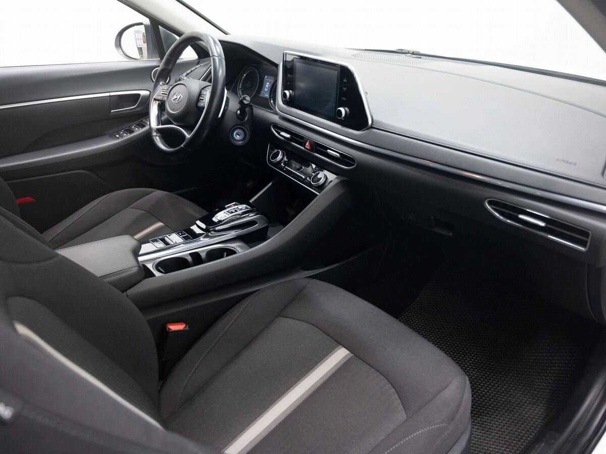 Купить Hyundai Sonata с пробегом. Фото: #10