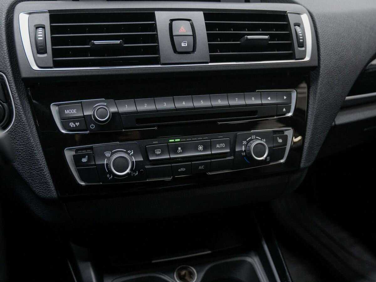 Купить BMW 1 серии с пробегом. Фото: #21