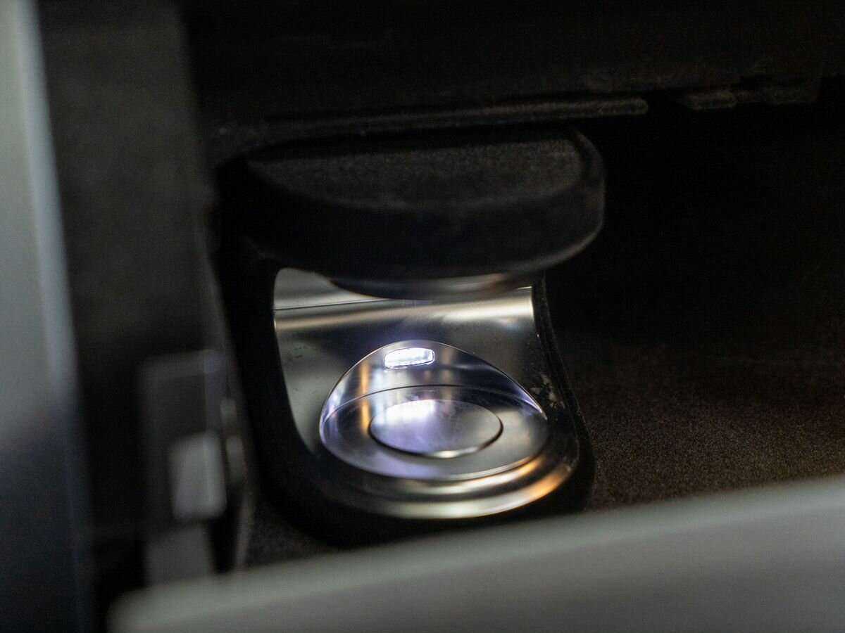 Купить Mercedes-Benz C-Класс с пробегом. Фото: #20