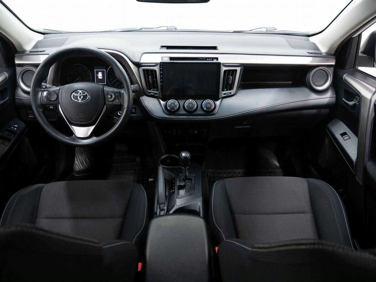 Купить Toyota RAV4 с пробегом. Фото: #15