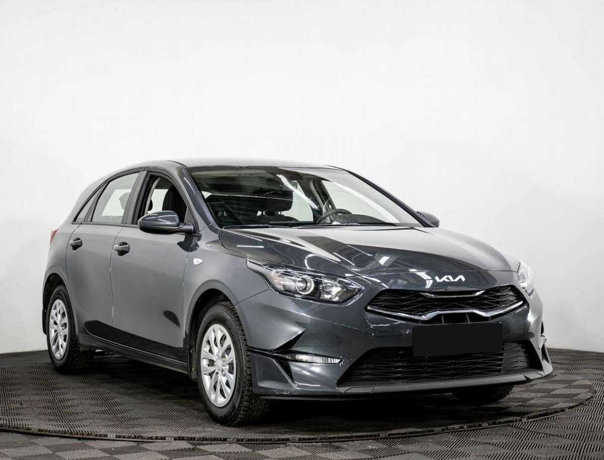Купить Kia Ceed с пробегом. Фото: #2