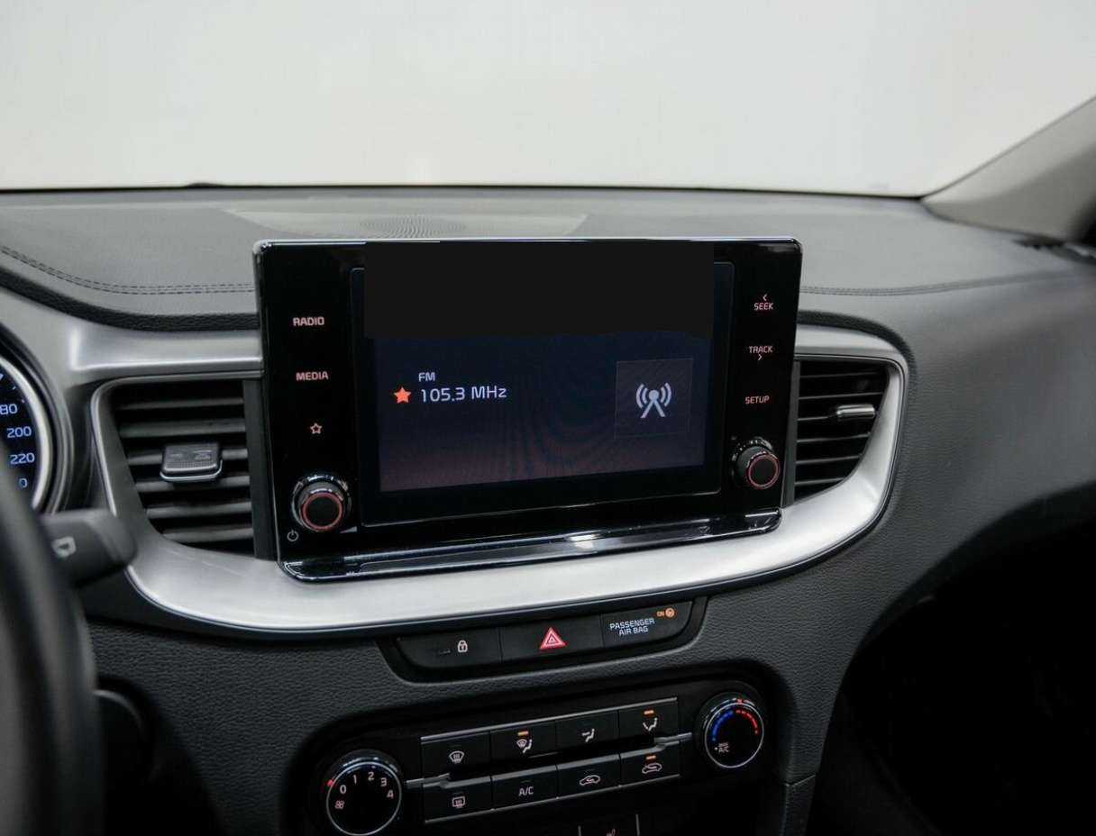 Купить Kia Ceed с пробегом. Фото: #20