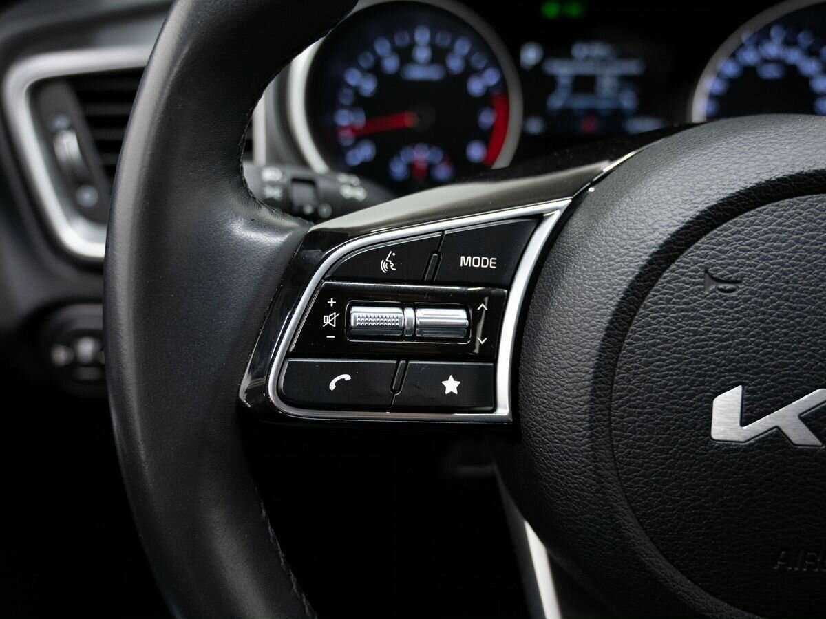 Купить Kia Ceed с пробегом. Фото: #23