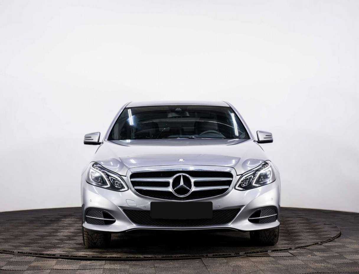 Купить Mercedes-Benz E-Класс с пробегом. Фото: #1