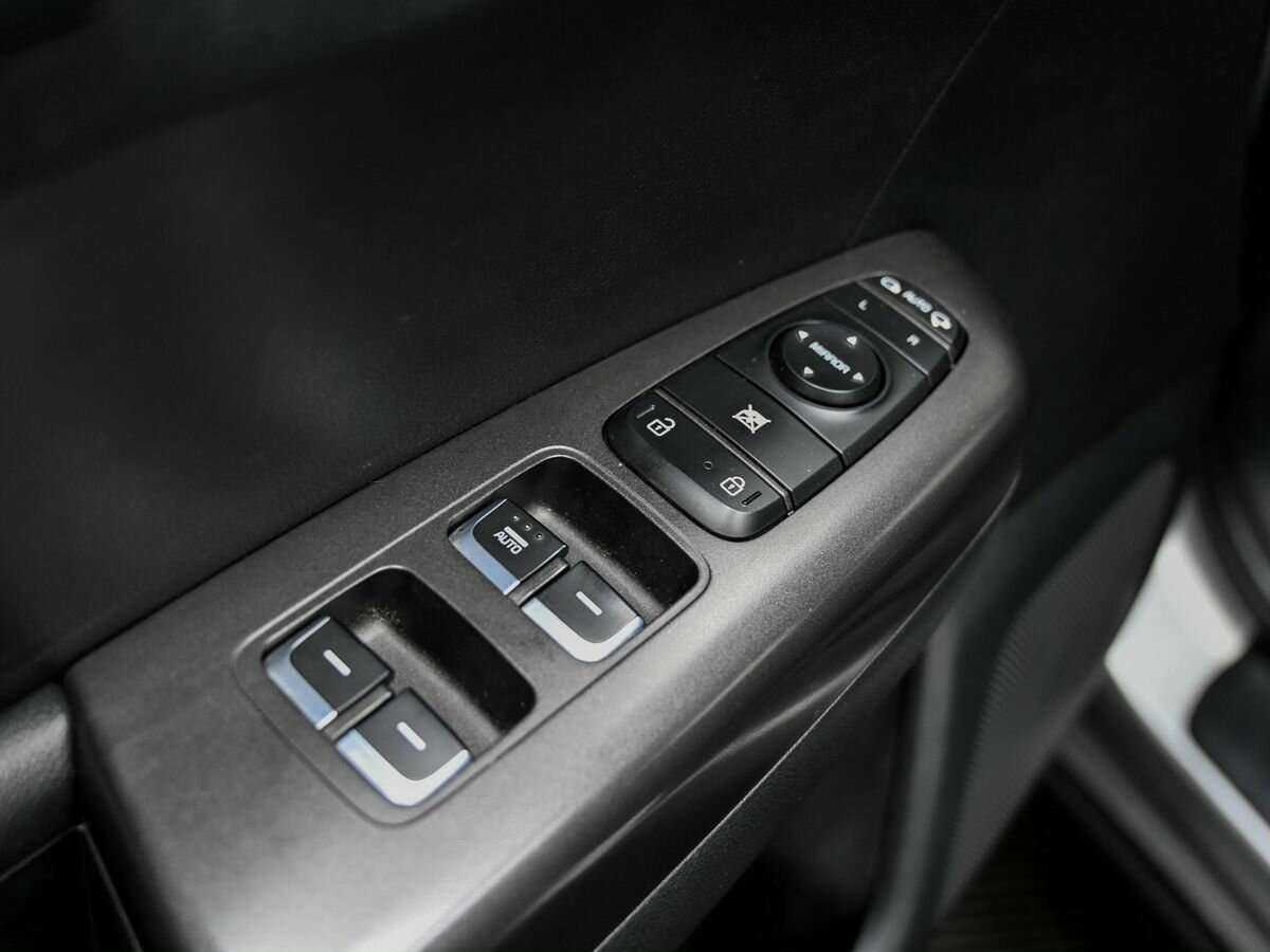 Купить Kia Sportage с пробегом. Фото: #14
