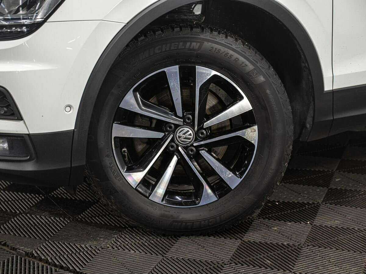 Купить Volkswagen Tiguan с пробегом. Фото: #8