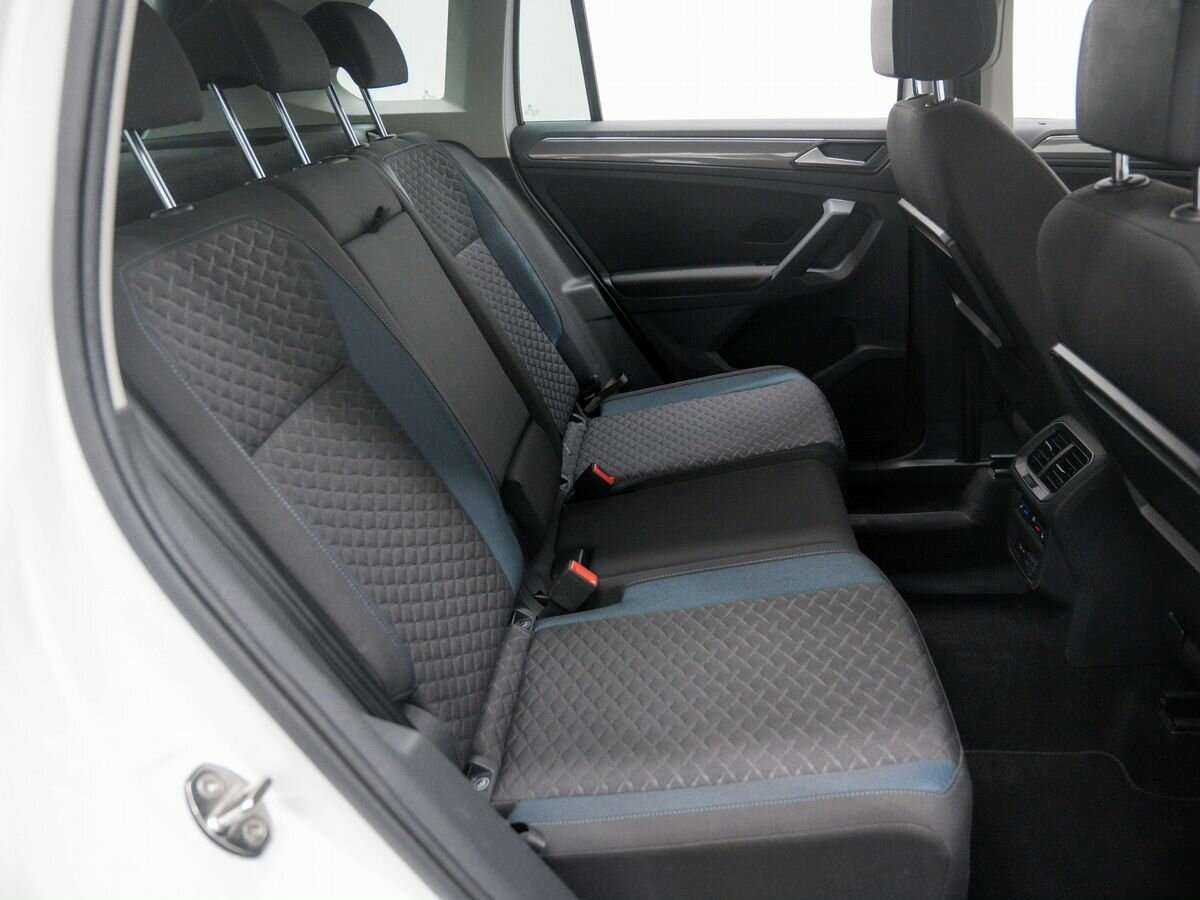 Купить Volkswagen Tiguan с пробегом. Фото: #12