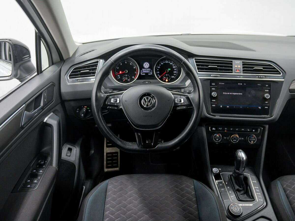 Купить Volkswagen Tiguan с пробегом. Фото: #13