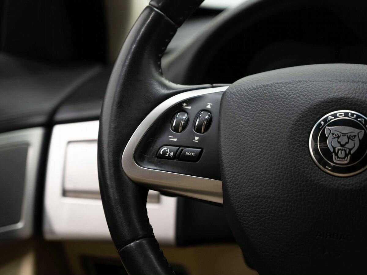 Купить Jaguar XF с пробегом. Фото: #19