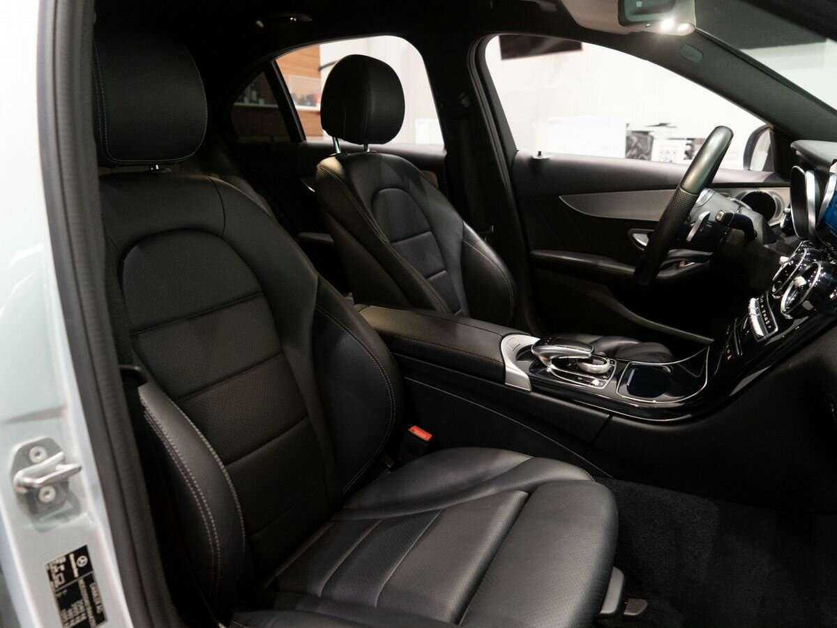 Купить Mercedes-Benz C-Класс с пробегом. Фото: #9