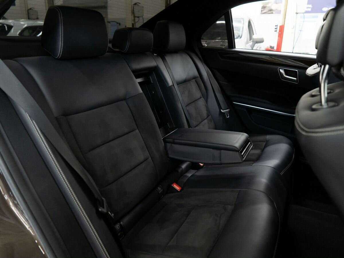 Купить Mercedes-Benz E-Класс с пробегом. Фото: #7