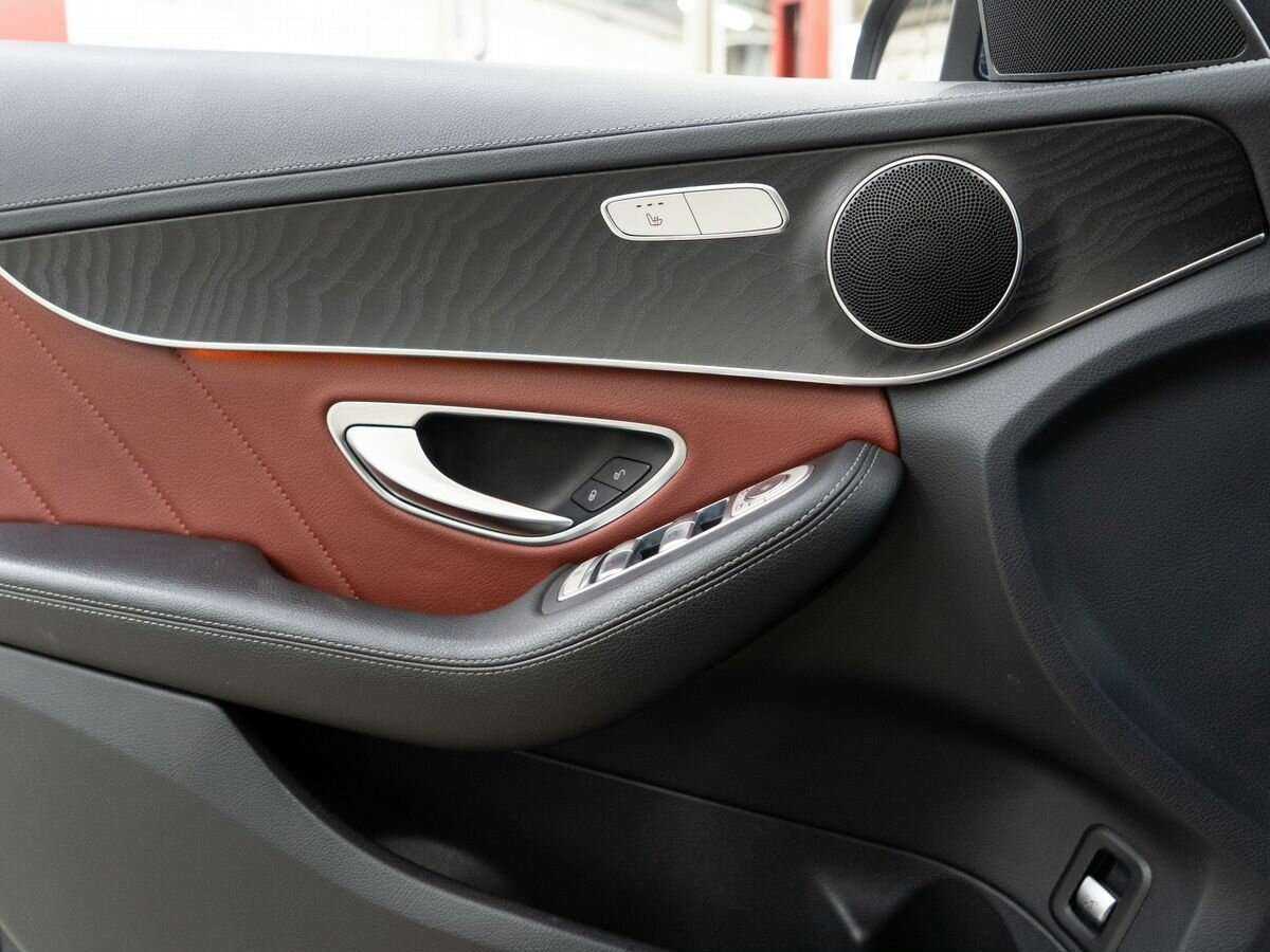 Купить Mercedes-Benz C-Класс с пробегом. Фото: #13