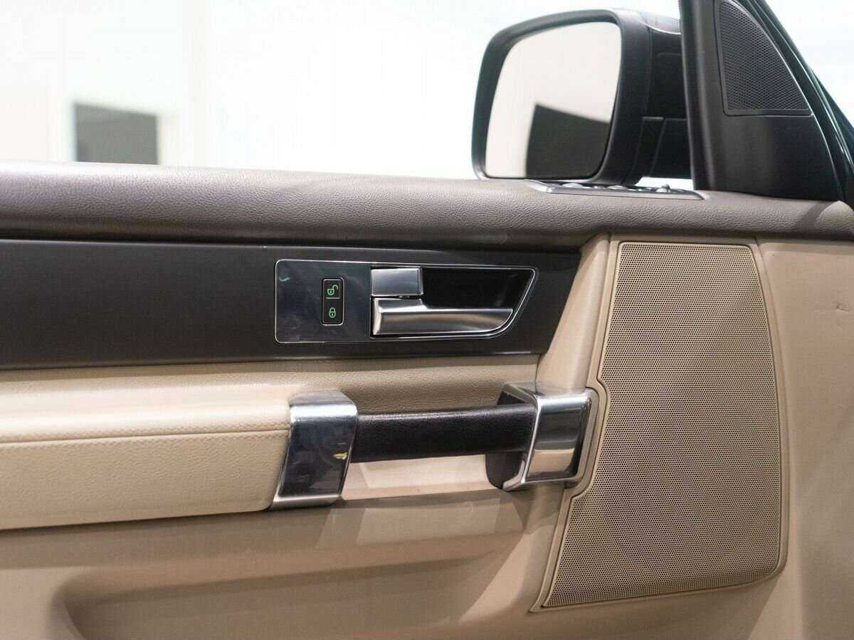 Купить Land Rover Discovery с пробегом. Фото: #14