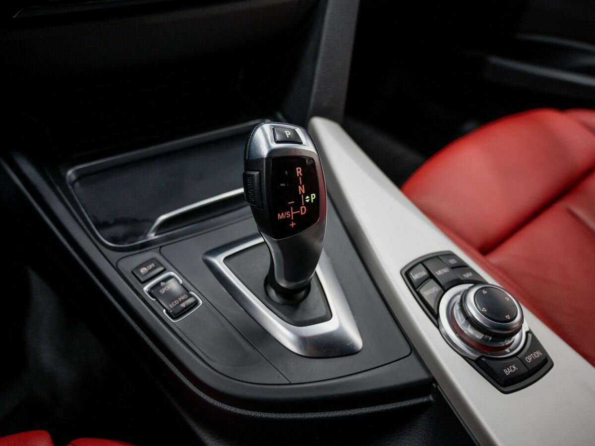 Купить BMW 3 серии с пробегом. Фото: #17