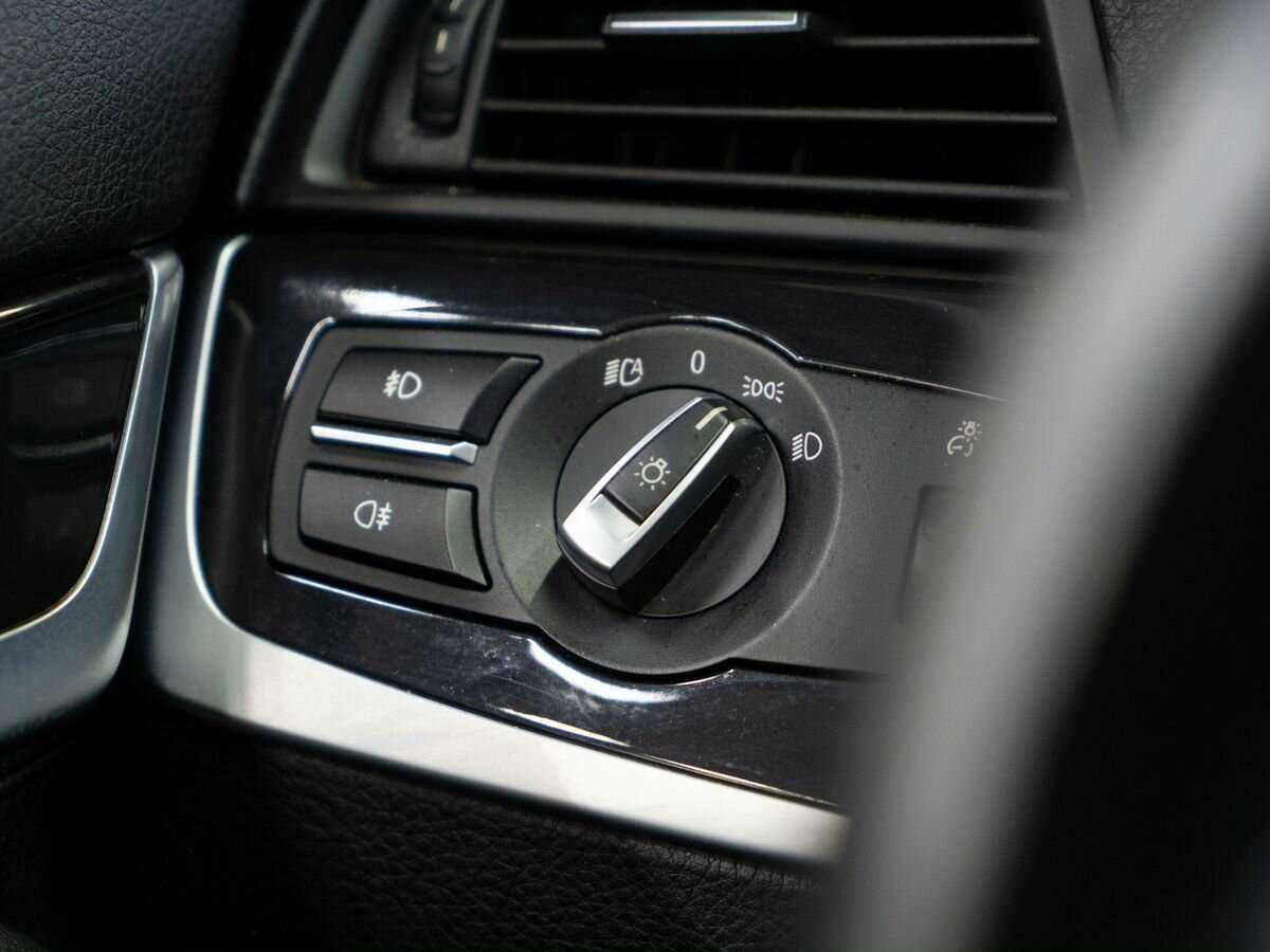 Купить BMW 5 серии с пробегом. Фото: #16