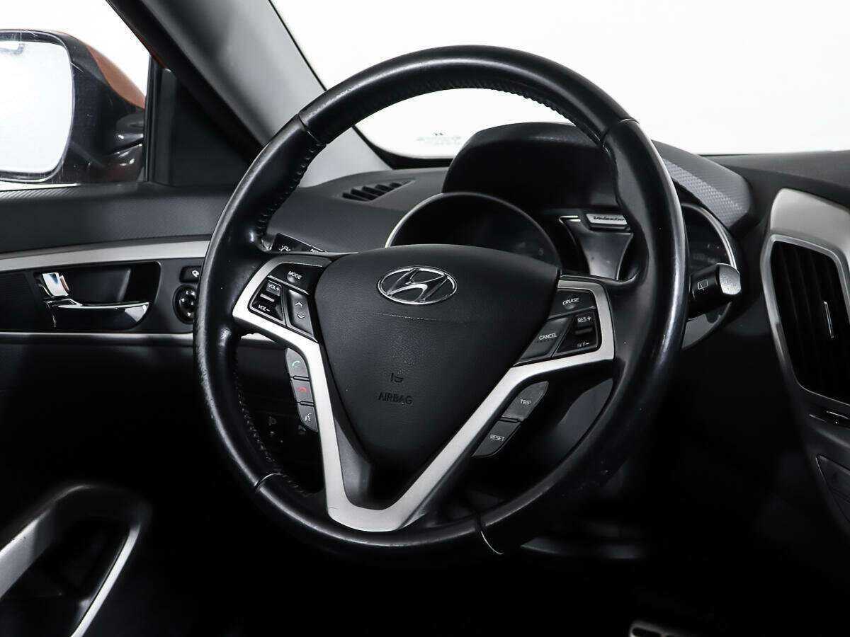 Купить Hyundai Veloster с пробегом. Фото: #8
