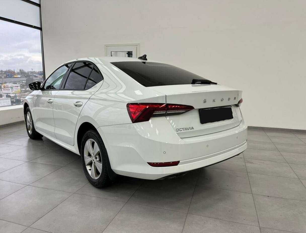Купить Skoda Octavia с пробегом. Фото: #6