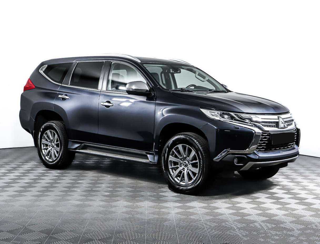 Купить Mitsubishi Pajero Sport с пробегом. Фото: #2