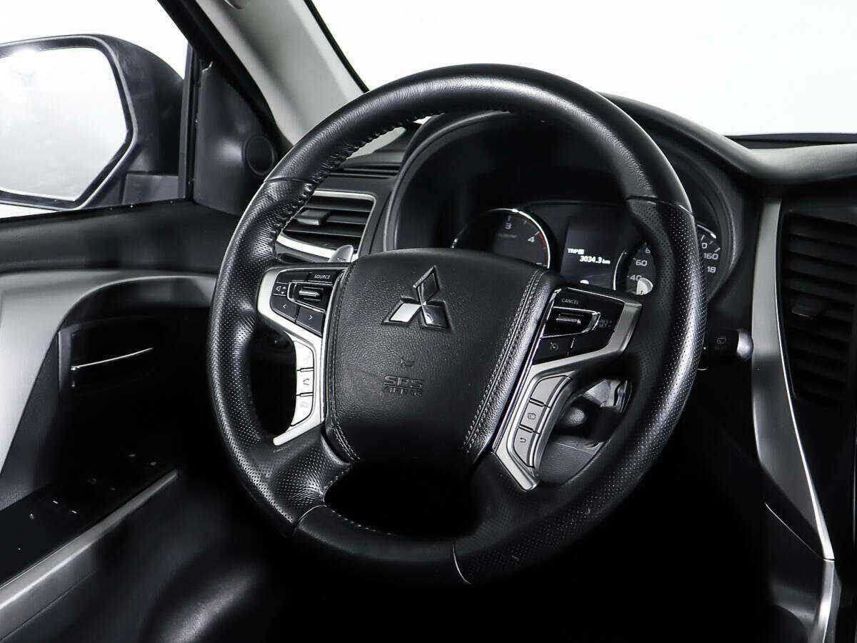 Купить Mitsubishi Pajero Sport с пробегом. Фото: #14