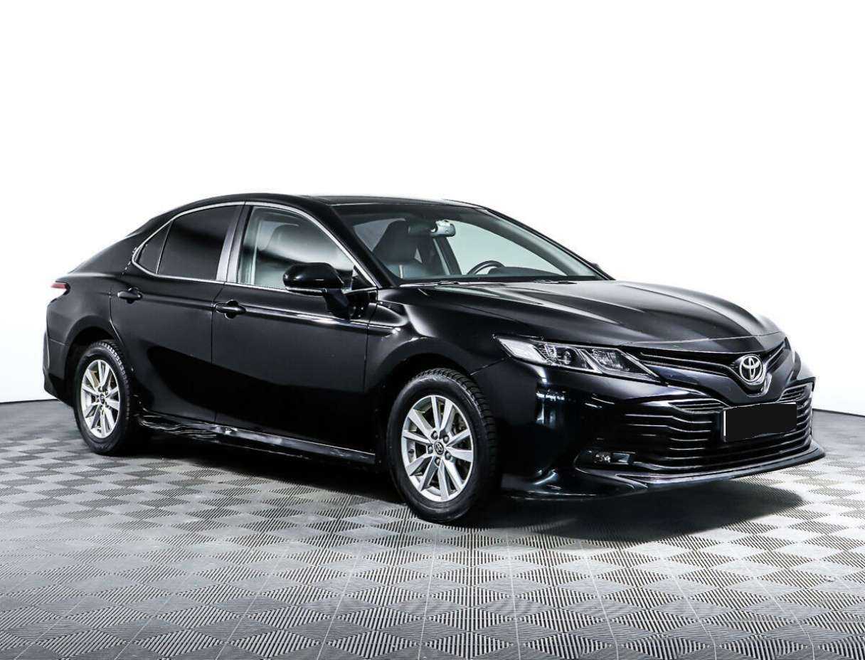 Купить Toyota Camry с пробегом. Фото: #2
