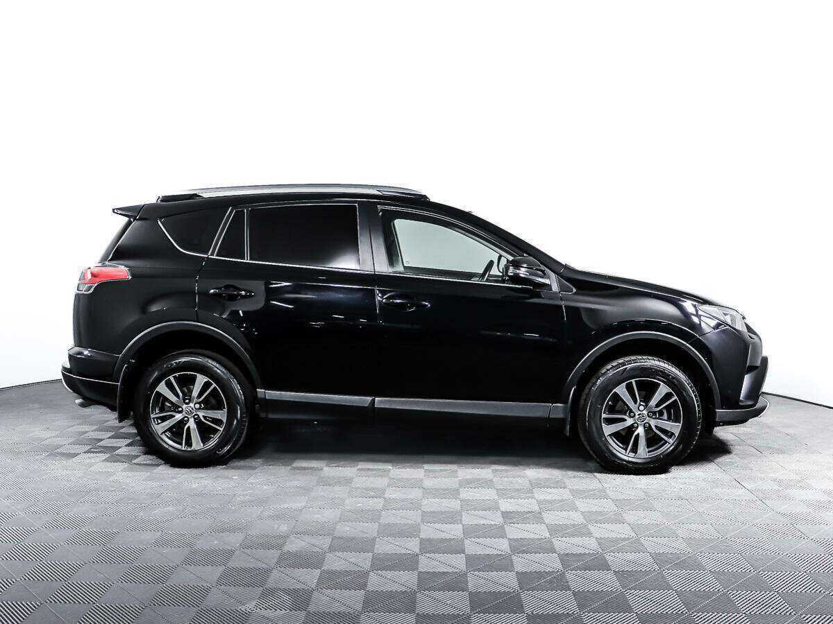 Купить Toyota RAV4 с пробегом. Фото: #3