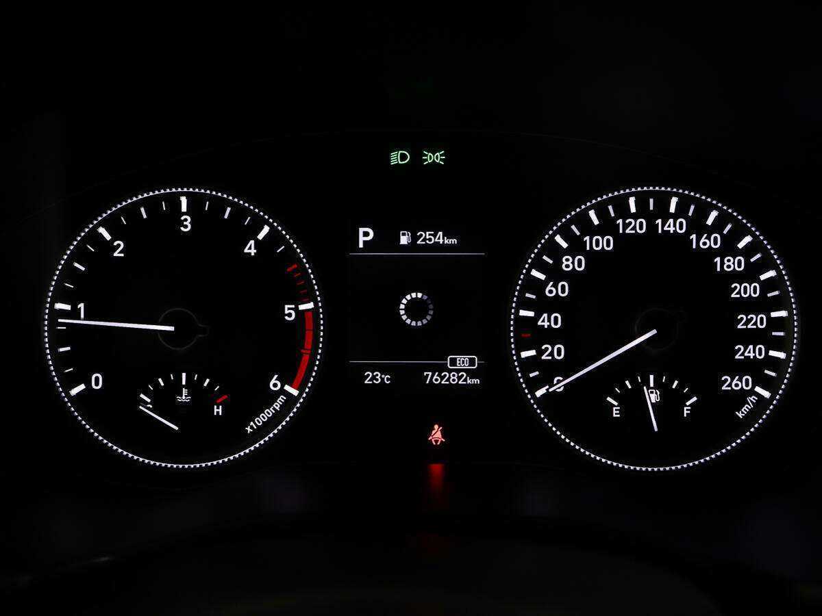 Купить Hyundai Santa Fe с пробегом. Фото: #13