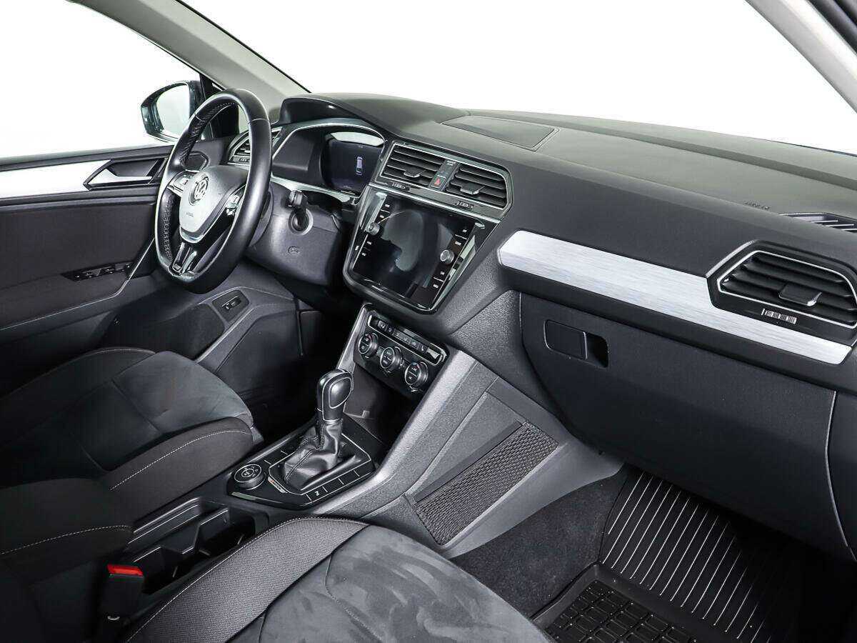 Купить Volkswagen Tiguan с пробегом. Фото: #8
