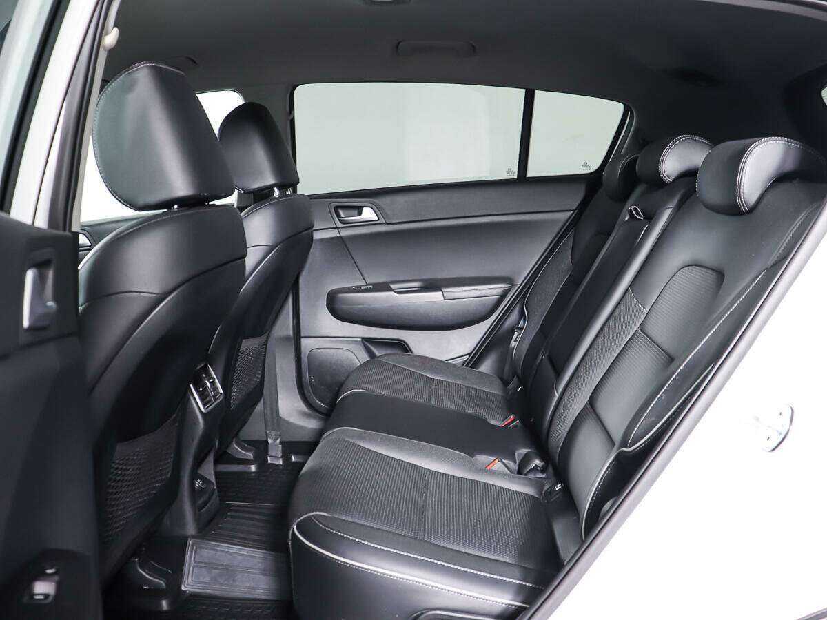 Купить Kia Sportage с пробегом. Фото: #9