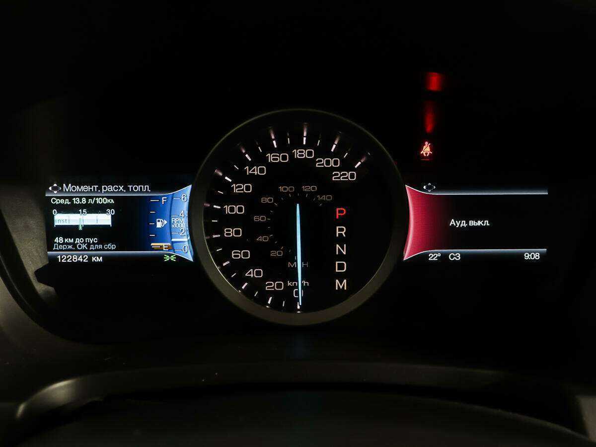 Купить Ford Explorer с пробегом. Фото: #13