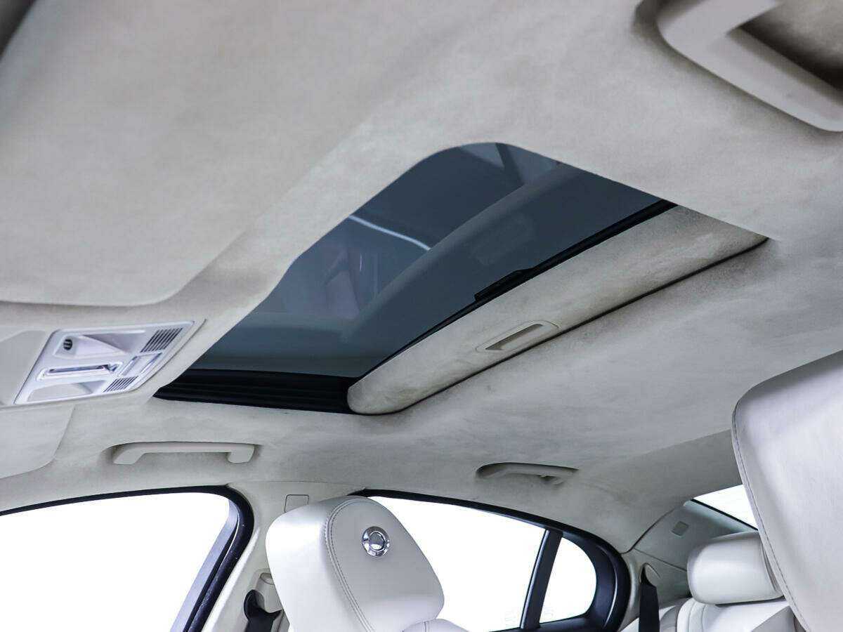 Купить Jaguar XF с пробегом. Фото: #17