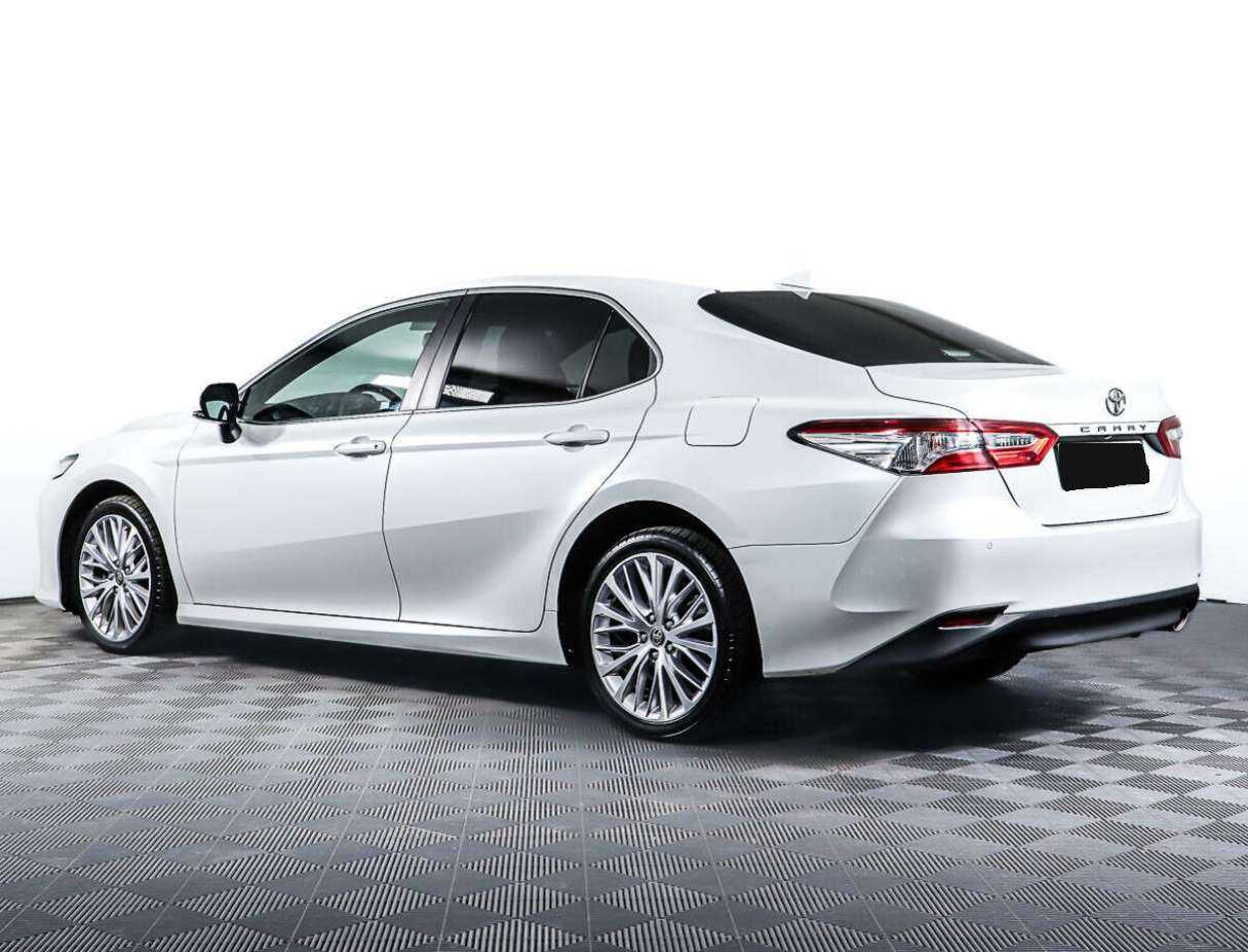 Купить Toyota Camry с пробегом. Фото: #6