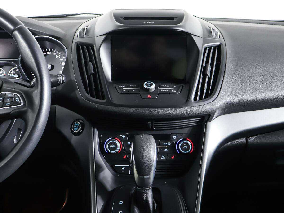 Купить Ford Kuga с пробегом. Фото: #11