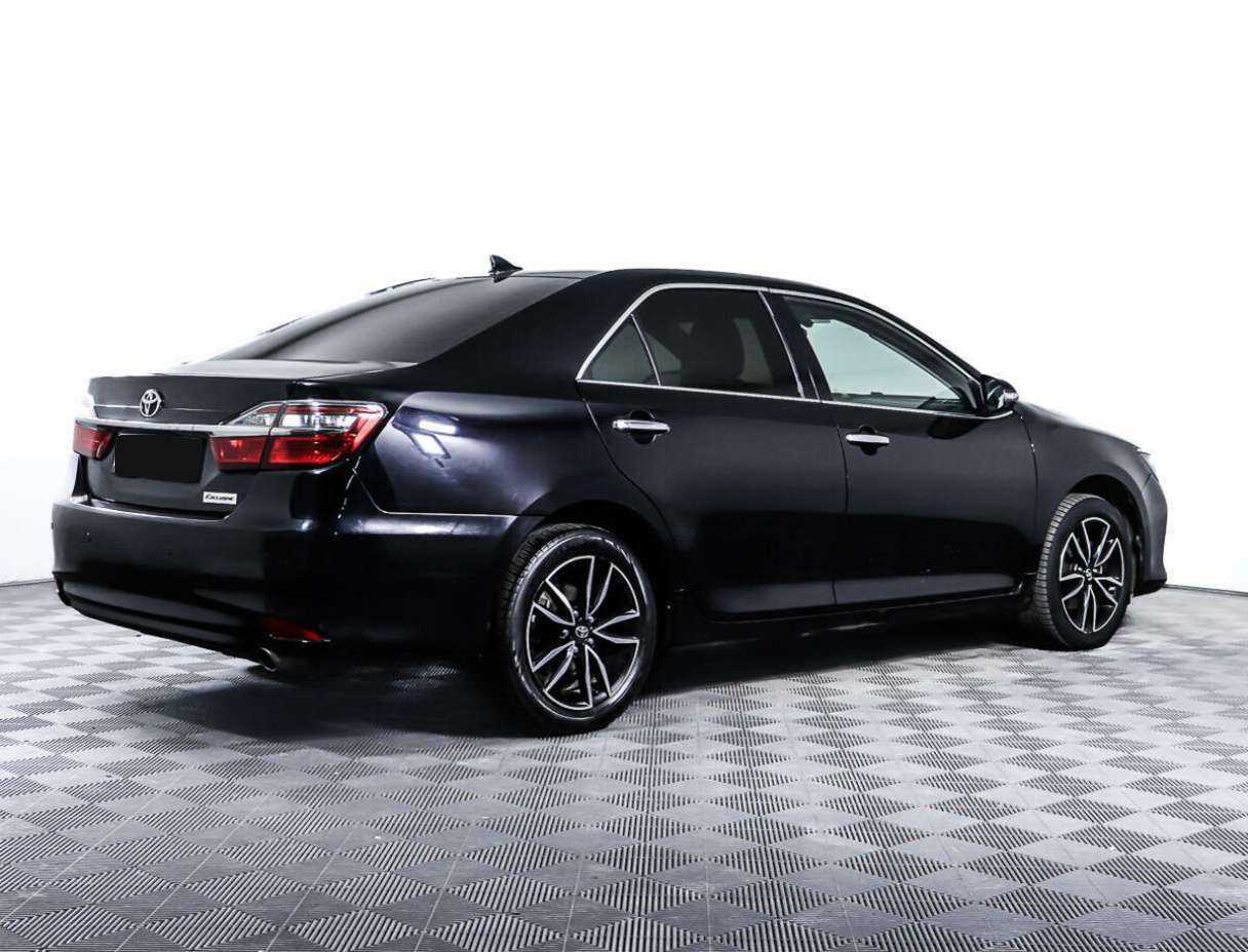 Купить Toyota Camry с пробегом. Фото: #4