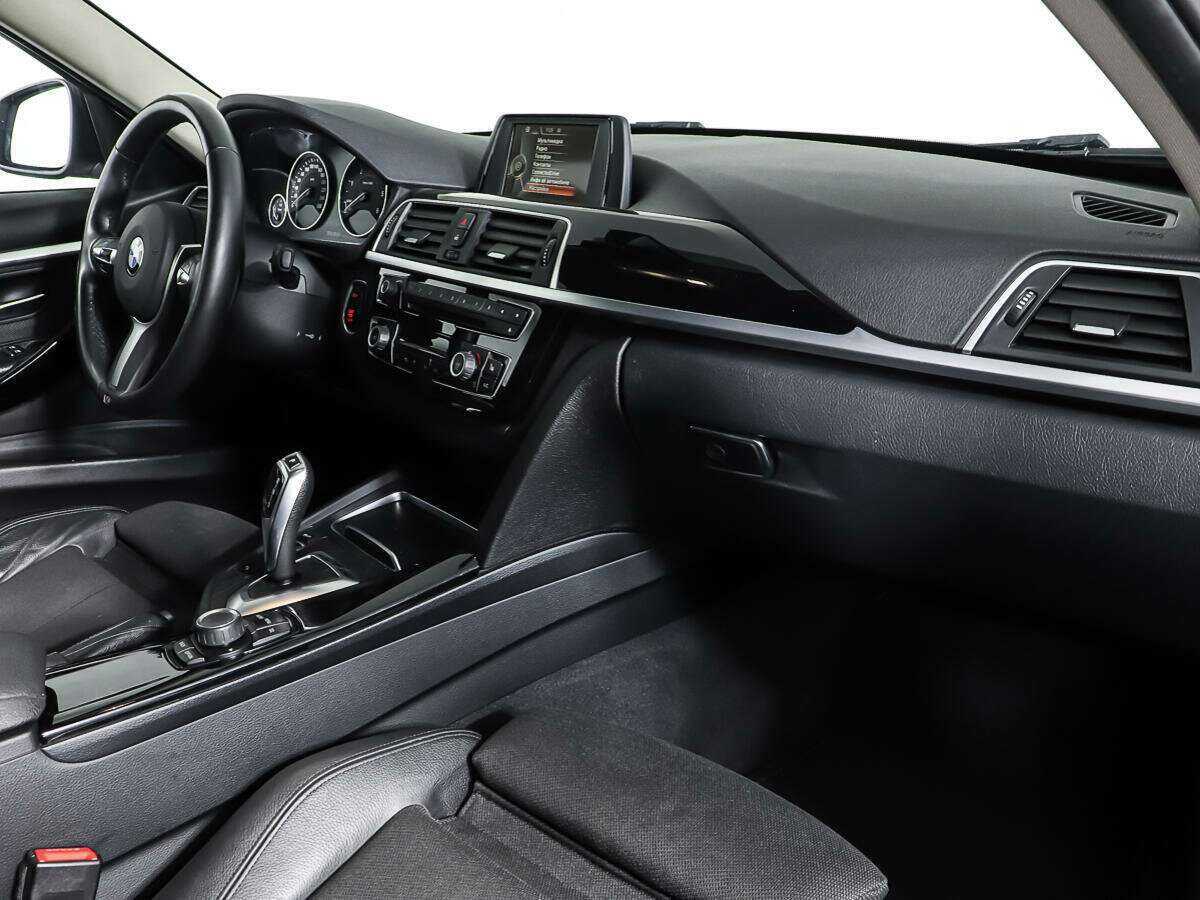 Купить BMW 3 серии с пробегом. Фото: #8