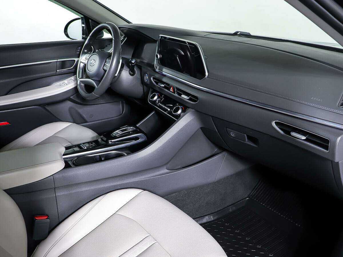 Купить Hyundai Sonata с пробегом. Фото: #8